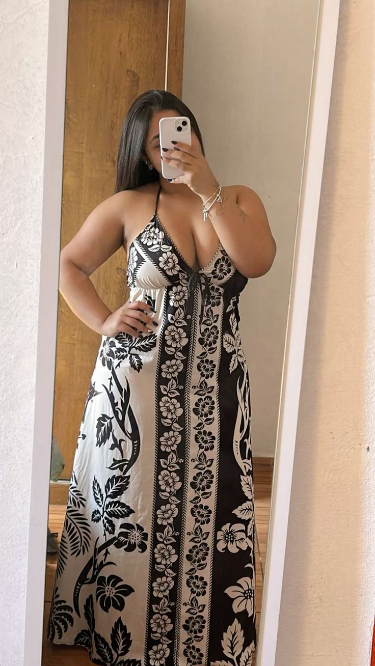 Larissa Prado